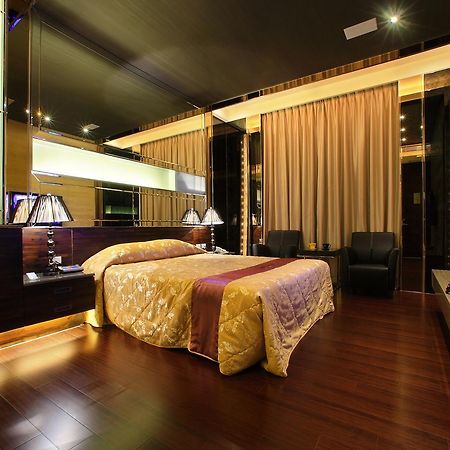 Spring Hotel 타이중 외부 사진