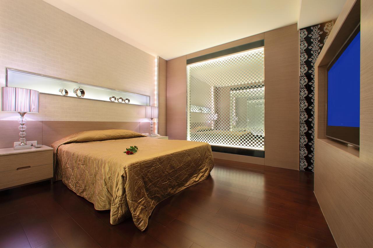 Spring Hotel 타이중 외부 사진