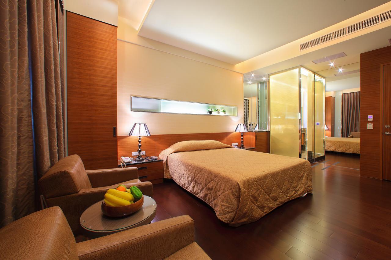 Spring Hotel 타이중 외부 사진